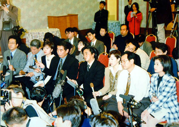 コロナ禍で芸能ニュースが不調…昔はやや詐欺的表現や手段も使ったことも(城下尊之)(日刊ゲンダイDIGITAL)