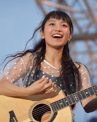 ｍｉｗａと熱愛発覚、金メダリスト・荻野公介に水泳関係者から心配の声（夕刊フジ）