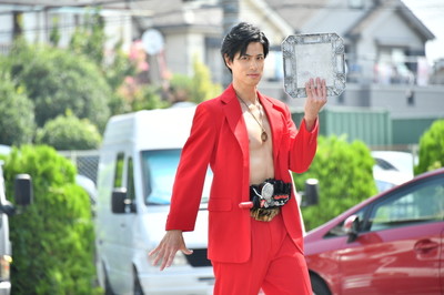 Vシネ『仮面ライダークローズ』悪役に進藤学！ヒロインは永尾まりや（シネマトゥデイ）