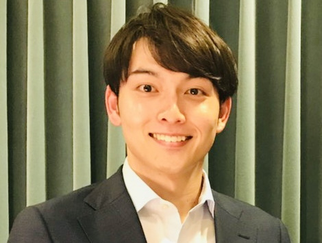 小林廣輝アナ、モテモテ写真を井上にいじられ「お騒がせして…」と一礼(日刊スポーツ)