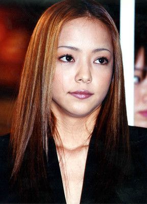 “元彼”と同時引退？ 幻に消えた安室奈美恵の「再婚」報道（日刊ゲンダイDIGITAL）