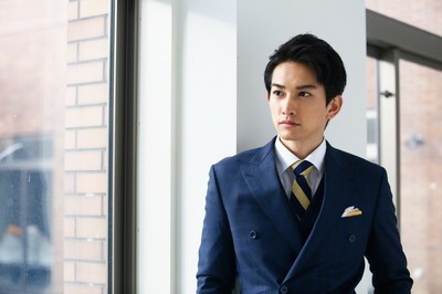 「PRINCE OF LEGEND」町田啓太演じるTeam先生MV公開、m-floがYazooカバー（音楽ナタリー）