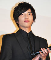 志尊淳の素顔を俳優仲間・城田優が告白!?「おしゃれイズム」（cinemacafe.net）