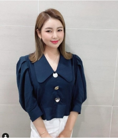 トロット歌手ソン・ガイン、なめらかな顎のVライン…ますますきれいになった美貌(WoW!Korea)