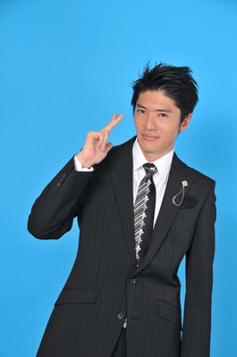 長井秀和、ドイツ人女性との結婚報告（お笑いナタリー）