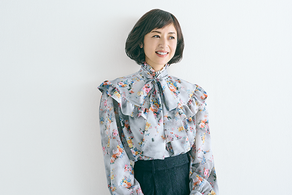 高岡早紀さん、48歳。自称28歳の“純愛モンスター”を演じる説得力(webマガジン mi-mollet)