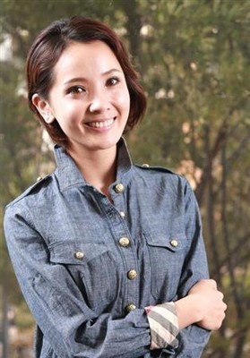 壱城あずさ、素顔のリスタート　いまだから明かせる「宝塚」退団の理由（夕刊フジ）