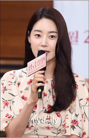 【公式】女優ハン・ジヘ、きょう(23日)女児を出産「母子ともに健康」(WoW!Korea)