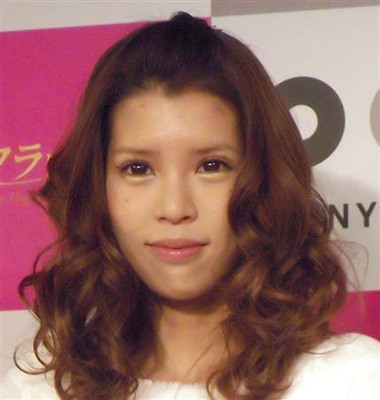 お騒がせＡＮＲＩがインスタ更新「芸能界に戻りたい」（夕刊フジ）