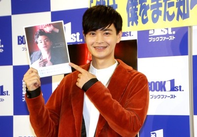 瀬戸康史、兄貴的存在