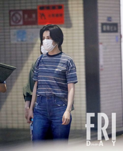 ホラン千秋　生番組後でもプロ意識を崩さない「圧倒的存在感」(FRIDAY)