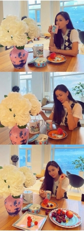 女優コ・ソヨン、163億ウォンのペントハウスでゆったりとティータイムを楽しむ様子を公開(WoW!Korea)