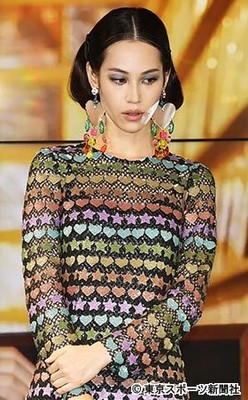 水原希子　大手クライアントを猛激怒させた「インスタ大炎上」の舞台裏（東スポWeb）