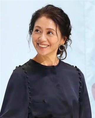 小泉今日子、“堂々”不倫中は裏方で“内助の功”　２０２０年に描く「女優復帰プラン」とは？（夕刊フジ）