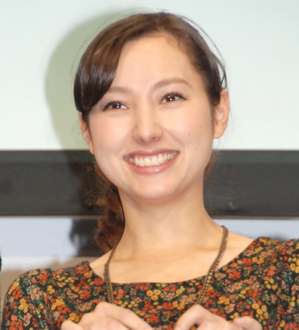 TBS加藤シルビアアナ、第3子女児出産を報告「兄姉より1キロほど大きいビッグベイビー」(オリコン)